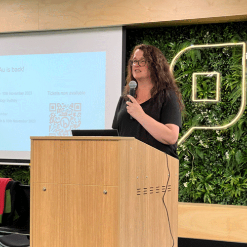 Leah Garrett presenting at Melbourne Golang Meetup October 2023